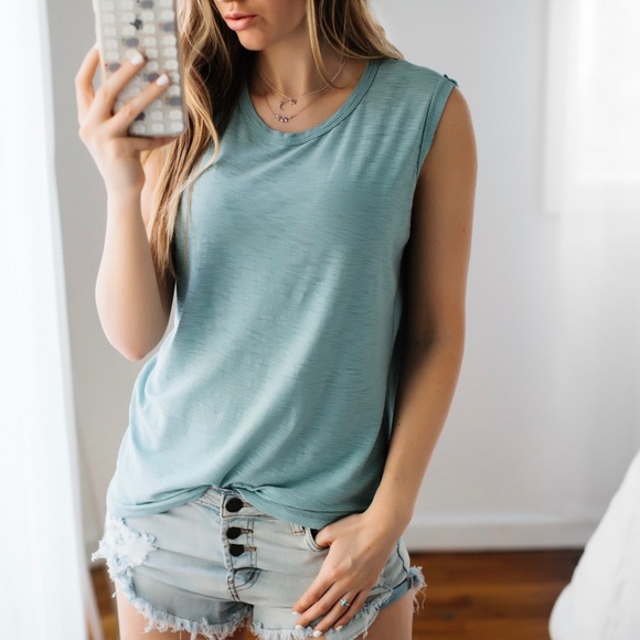 SoldOut11thStreet - Picture 7 of 8